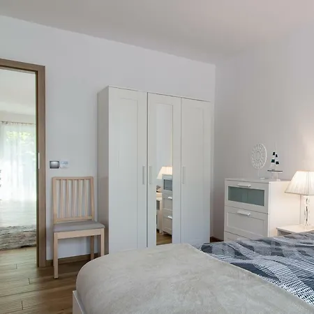 - 200m Do Plazy Orlowo - Parking - Laguna Daire